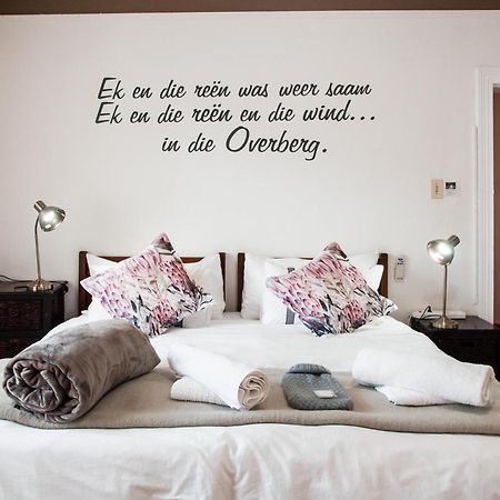 6 On Kloof Guest House Bredasdorp Buitenkant foto