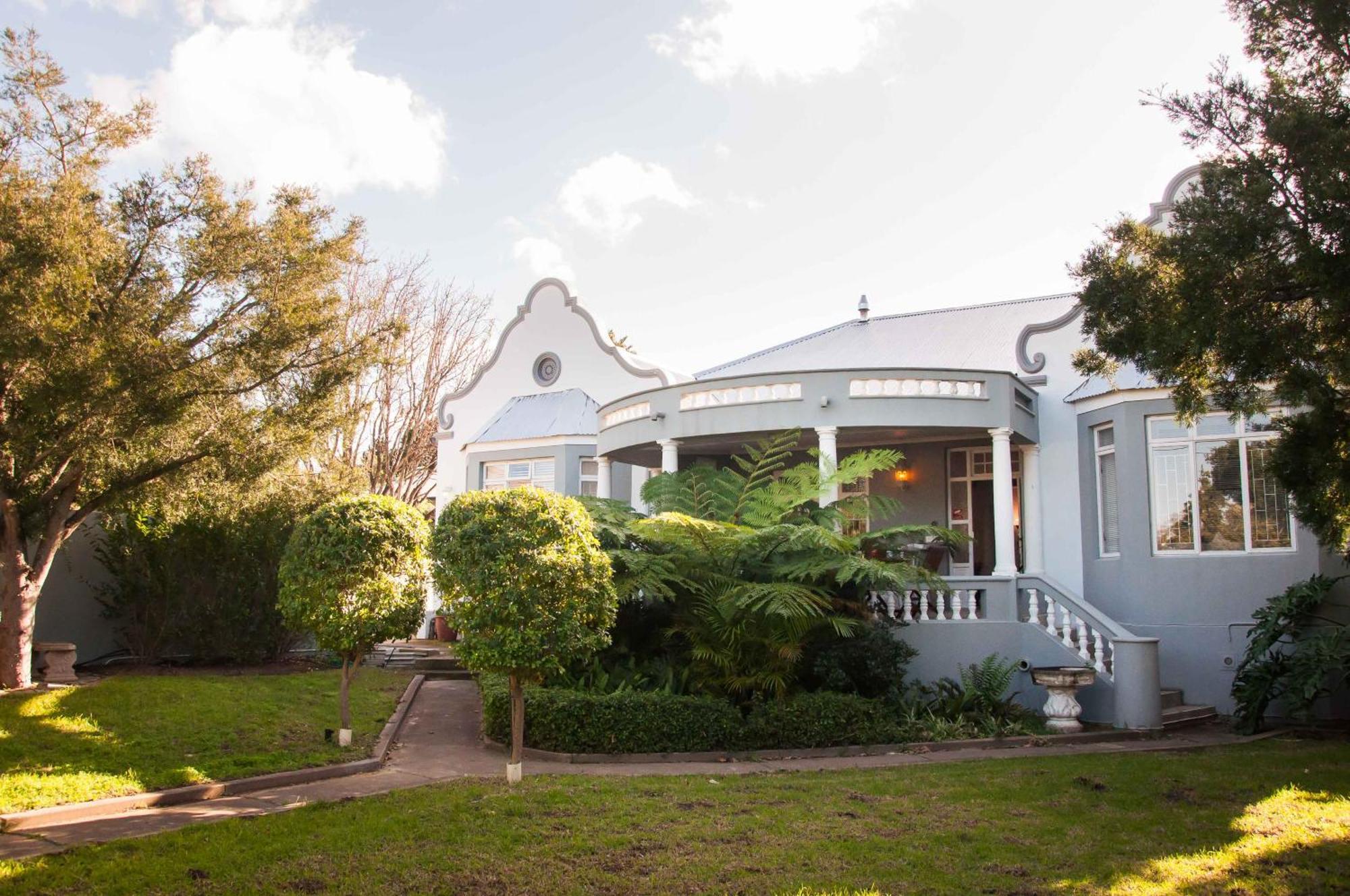 6 On Kloof Guest House Bredasdorp Buitenkant foto