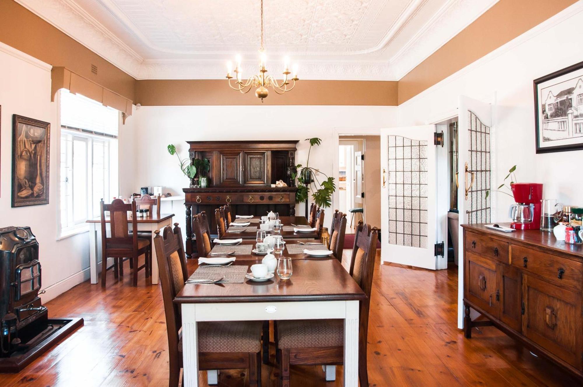 6 On Kloof Guest House Bredasdorp Buitenkant foto