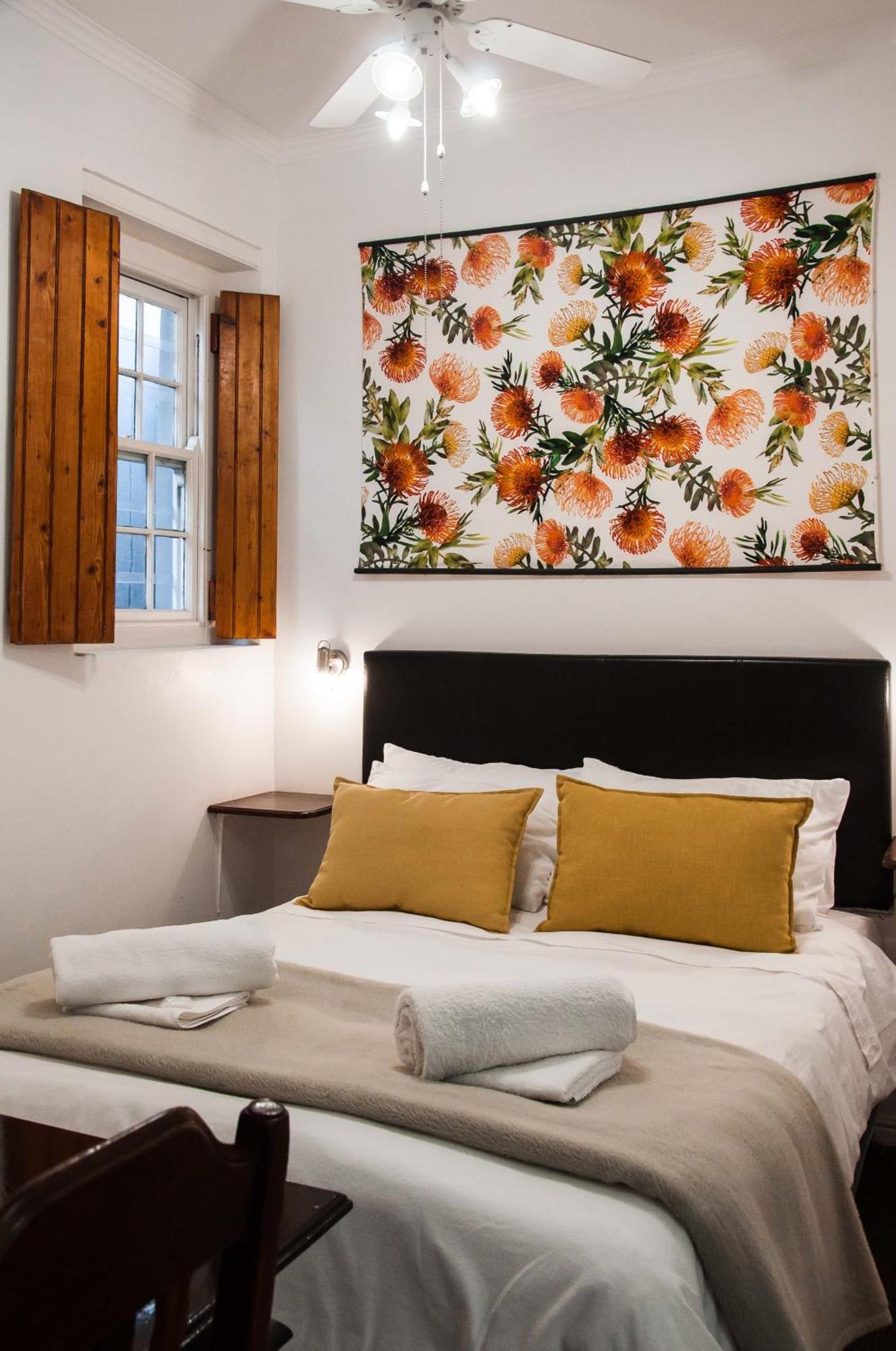 6 On Kloof Guest House Bredasdorp Buitenkant foto