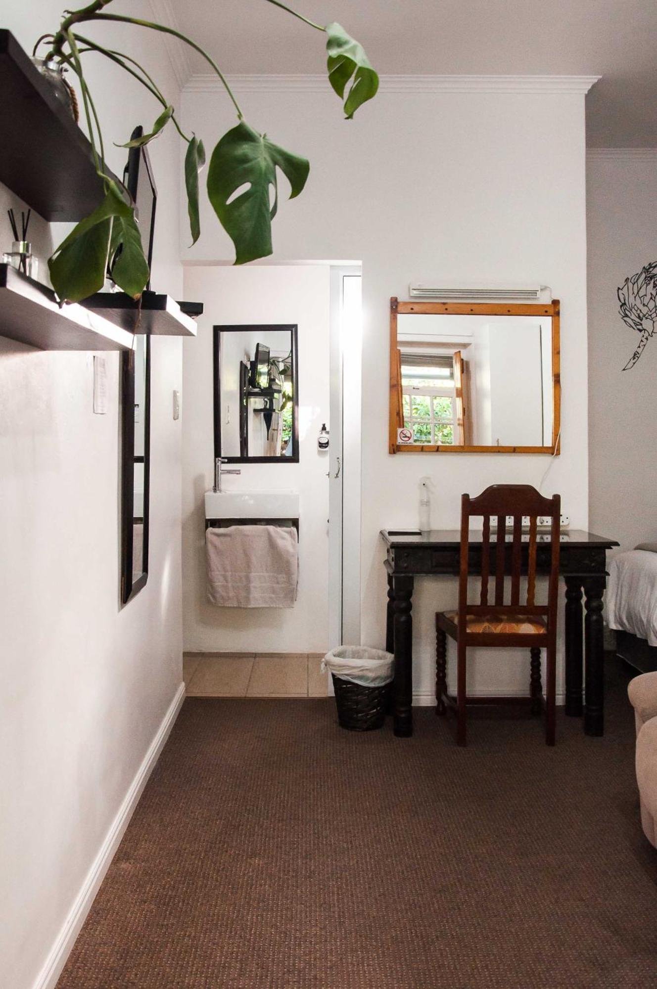 6 On Kloof Guest House Bredasdorp Buitenkant foto